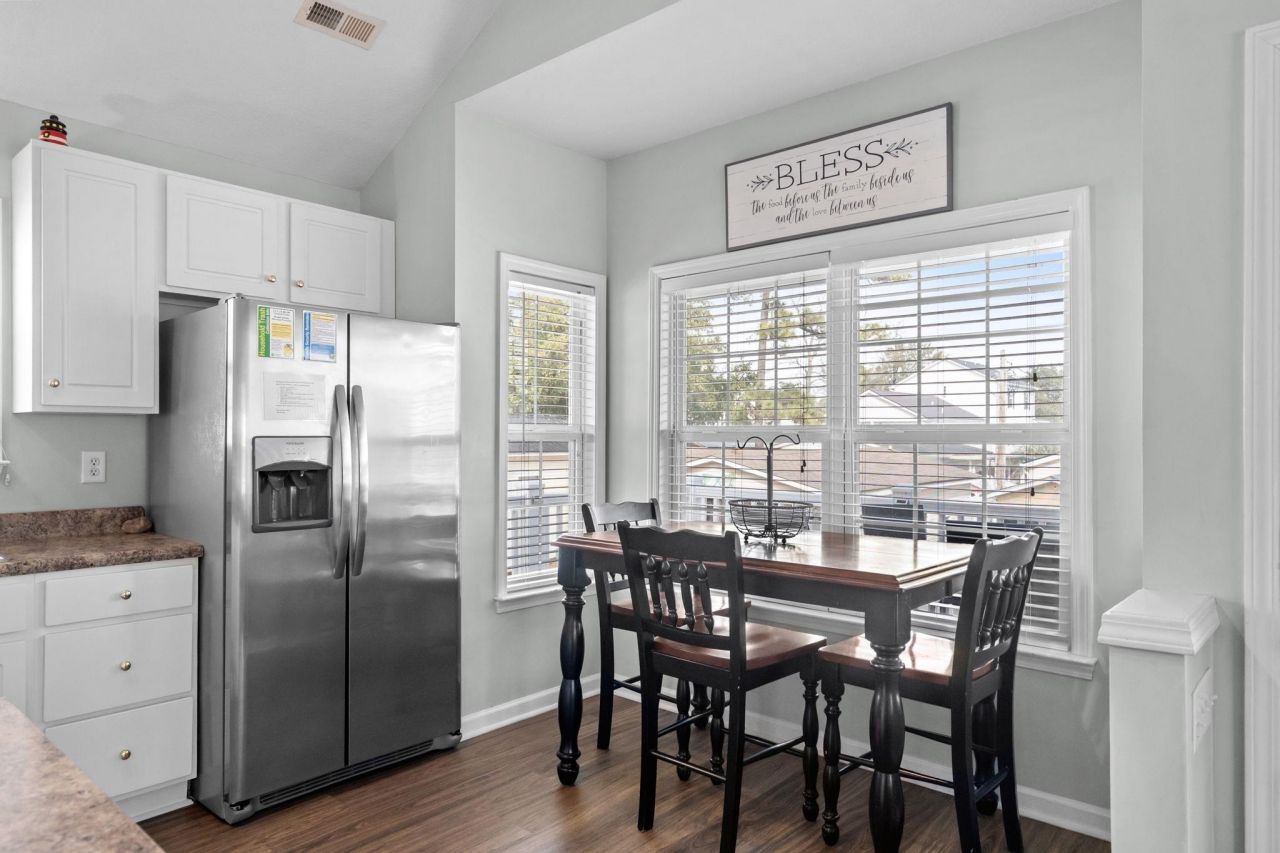 6001 - 1659 S Kings Hwy. Photo 21