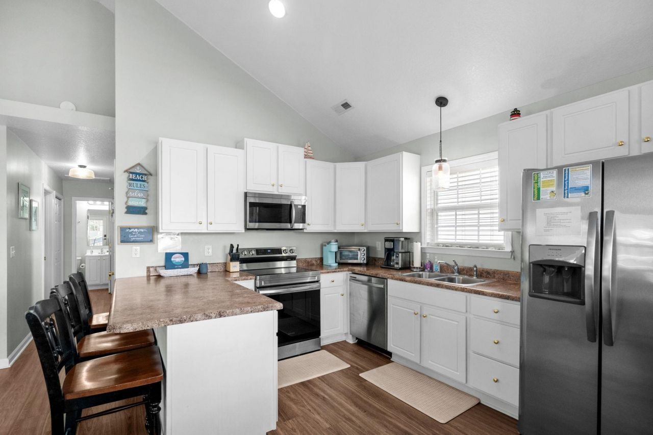 6001 - 1659 S Kings Hwy. Photo 23