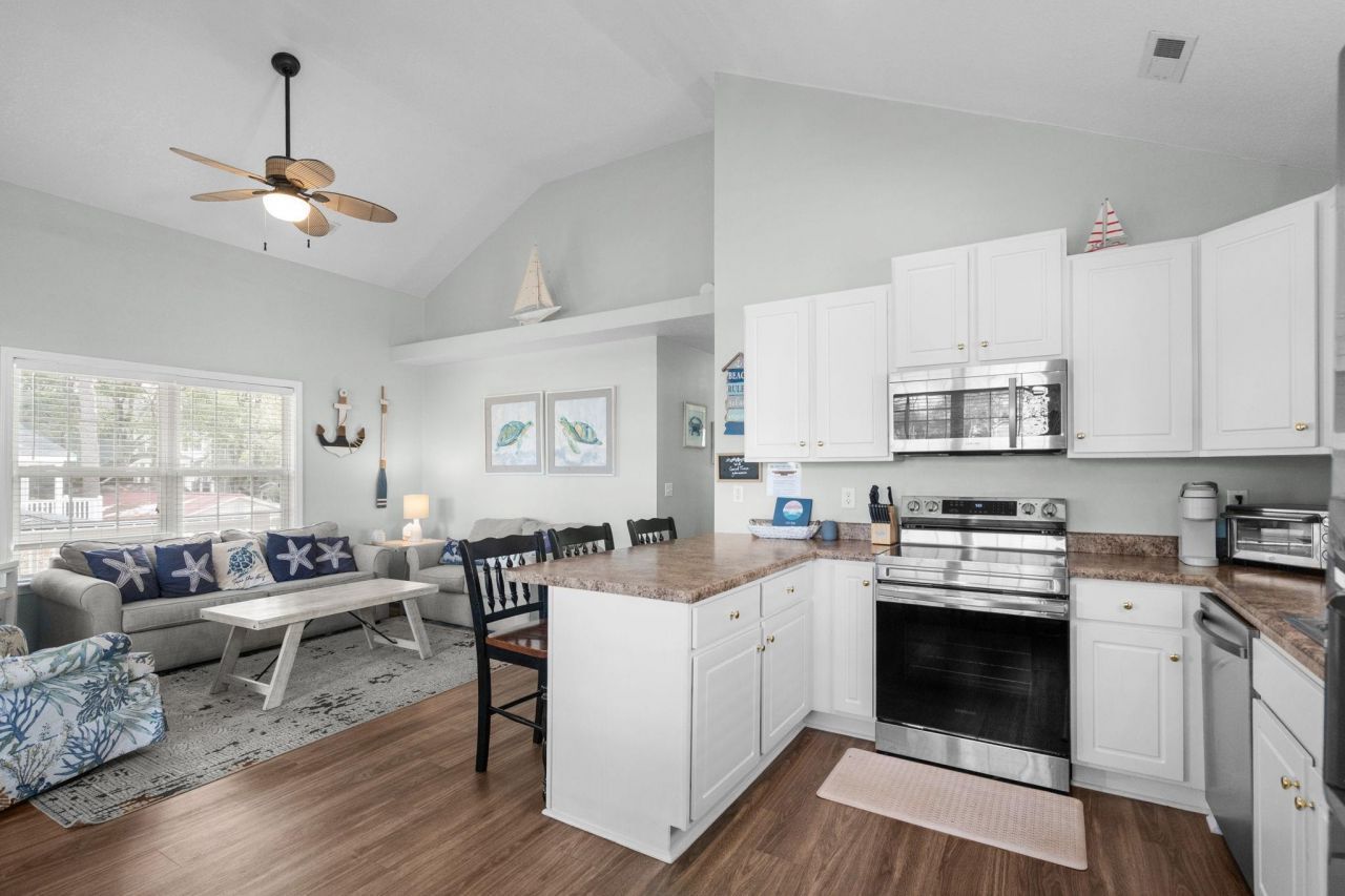 6001 - 1659 S Kings Hwy. Photo 24