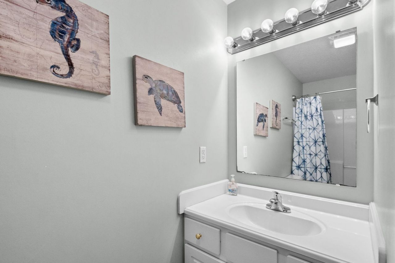 6001 - 1659 S Kings Hwy. Photo 31