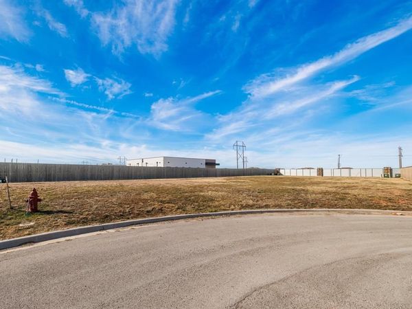 6742 Old Doan Trail, Abilene, TX 79606