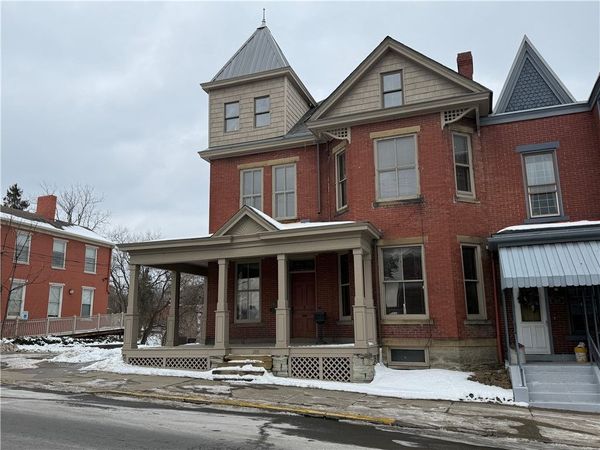 205 E High Street, Waynesburg, PA 15370