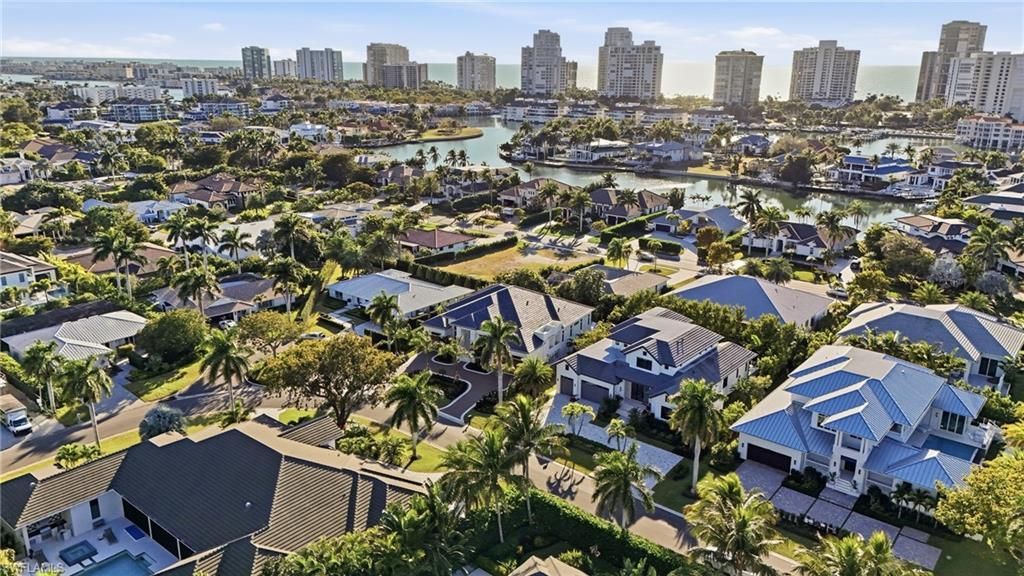 510 Neapolitan Ln , Naples, FL 34103 Photo