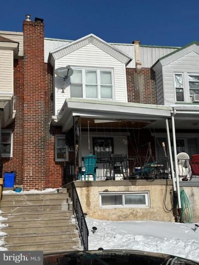 2529 S Ashford Street, Philadelphia, PA 19153 Main Photo