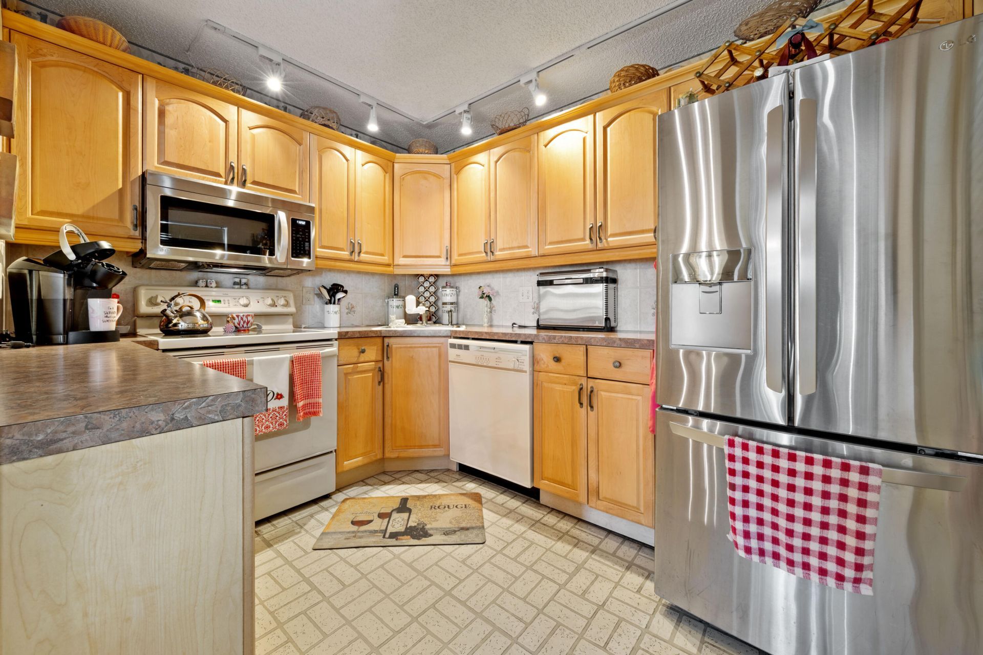 306 Pine Ridge Circle, Unit B-2, Greenacres, FL 33463 Photo