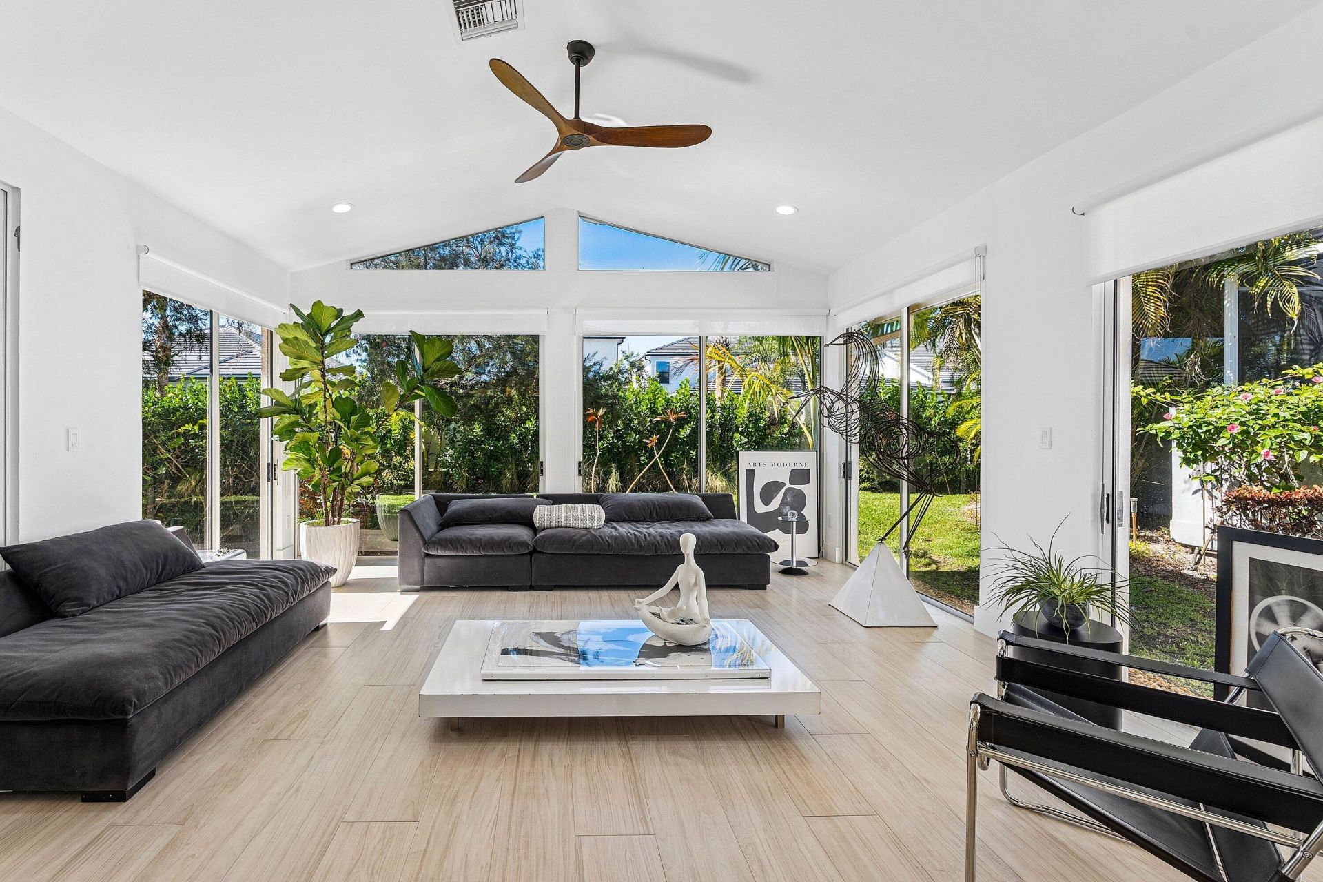 13853 Palm Grove Place, Palm Beach Gardens, FL 33418 Photo