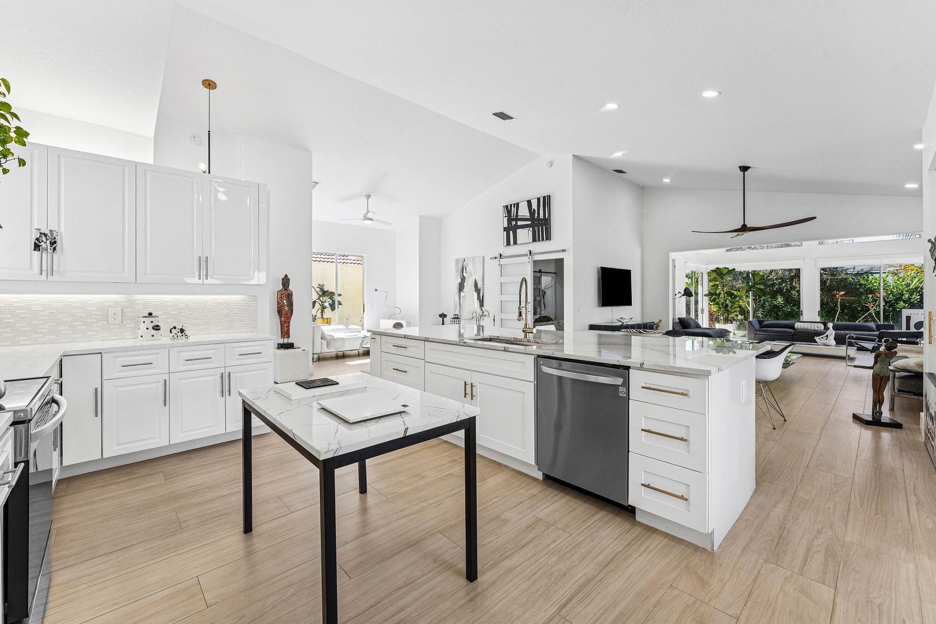 13853 Palm Grove Place, Palm Beach Gardens, FL 33418 Photo