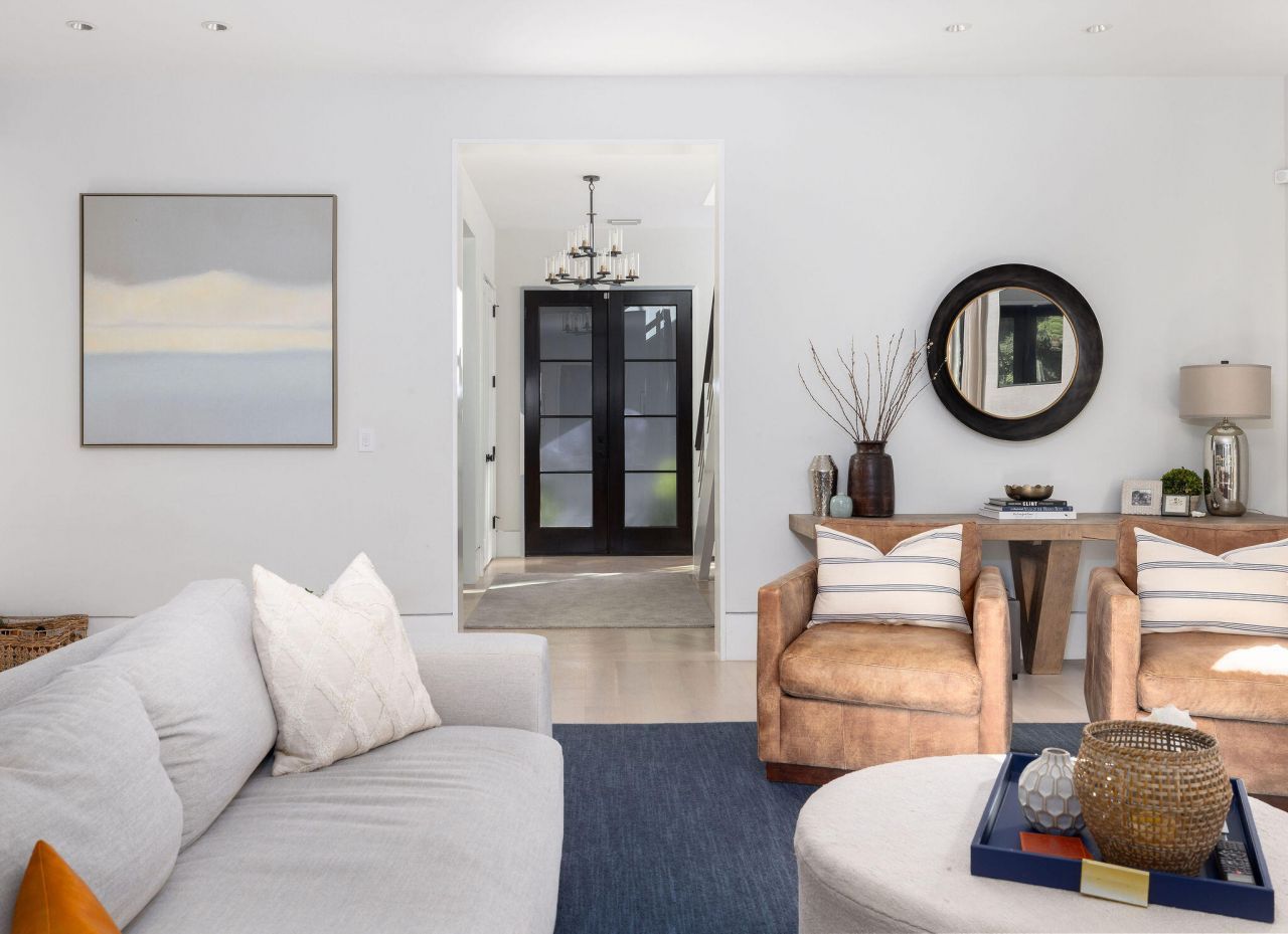 341 Bridgetown Pass Photo 15