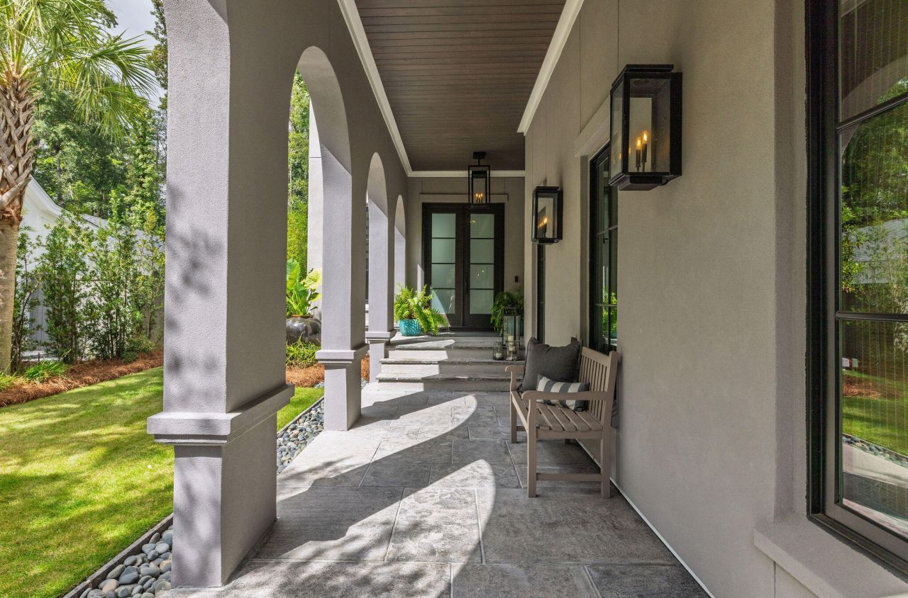 341 Bridgetown Pass Photo 3