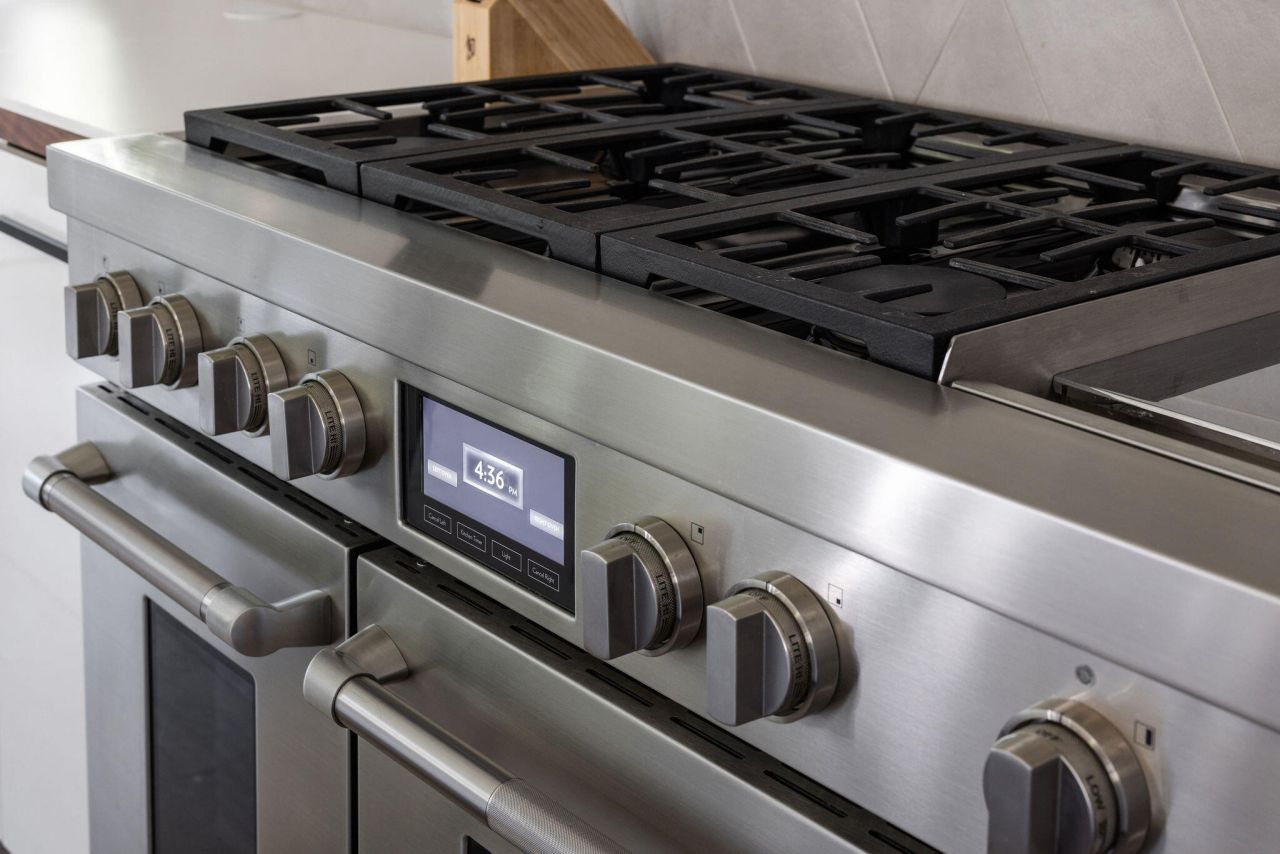 341 Bridgetown Pass Photo 36