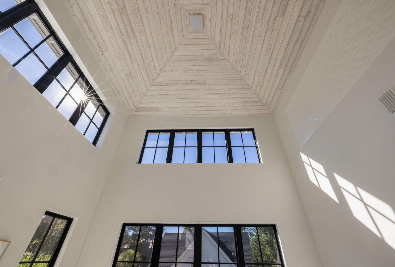 341 Bridgetown Pass Photo 57