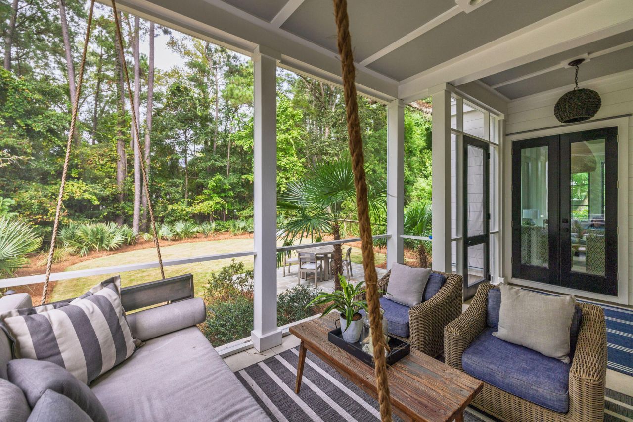 341 Bridgetown Pass Photo 7