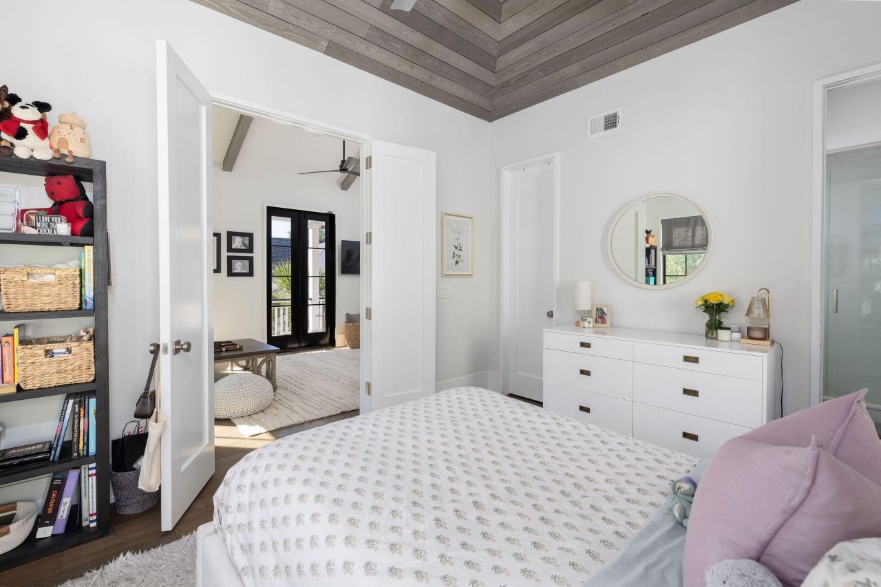 341 Bridgetown Pass Photo 85