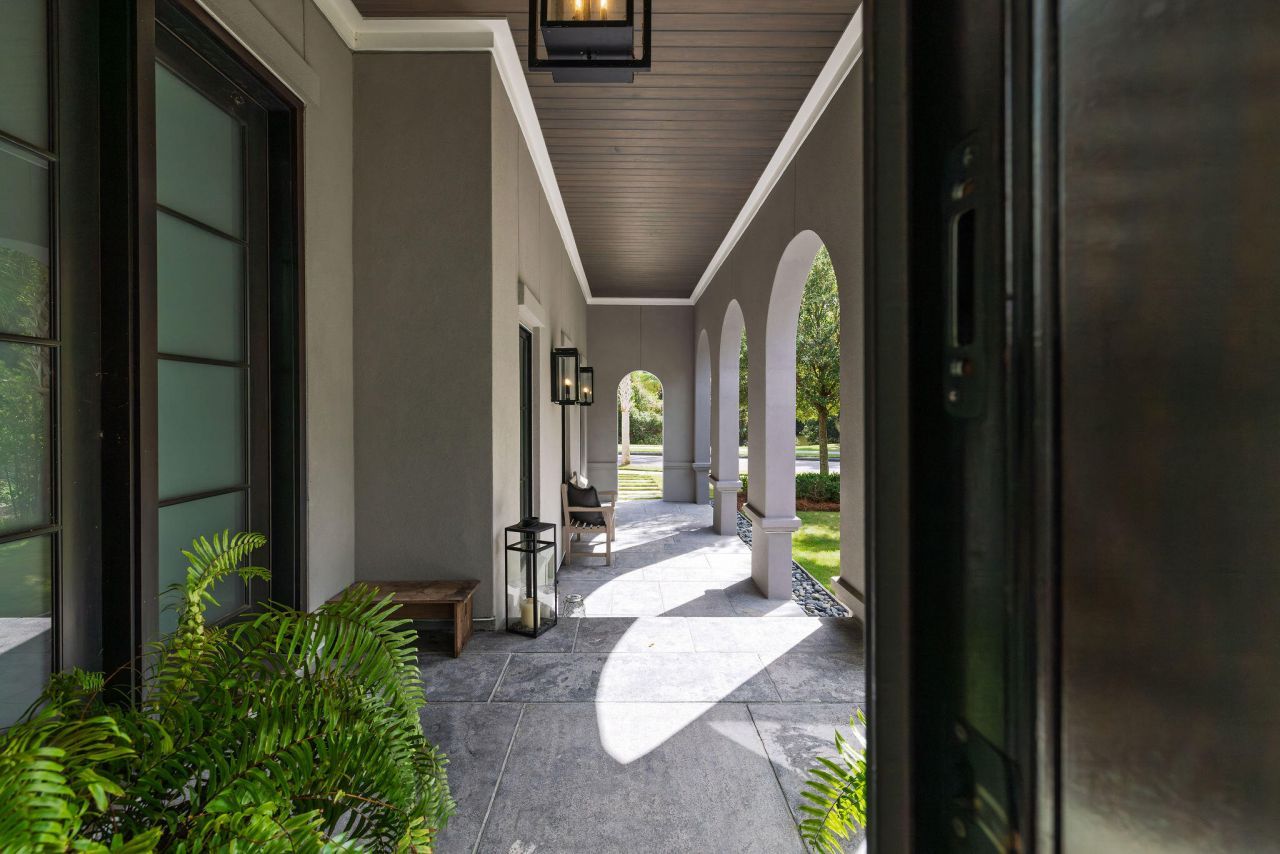 341 Bridgetown Pass Photo 99