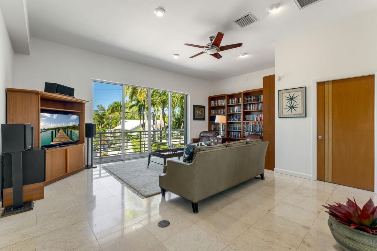 137 Sapodilla Drive, Islamorada, FL 33036 Photo
