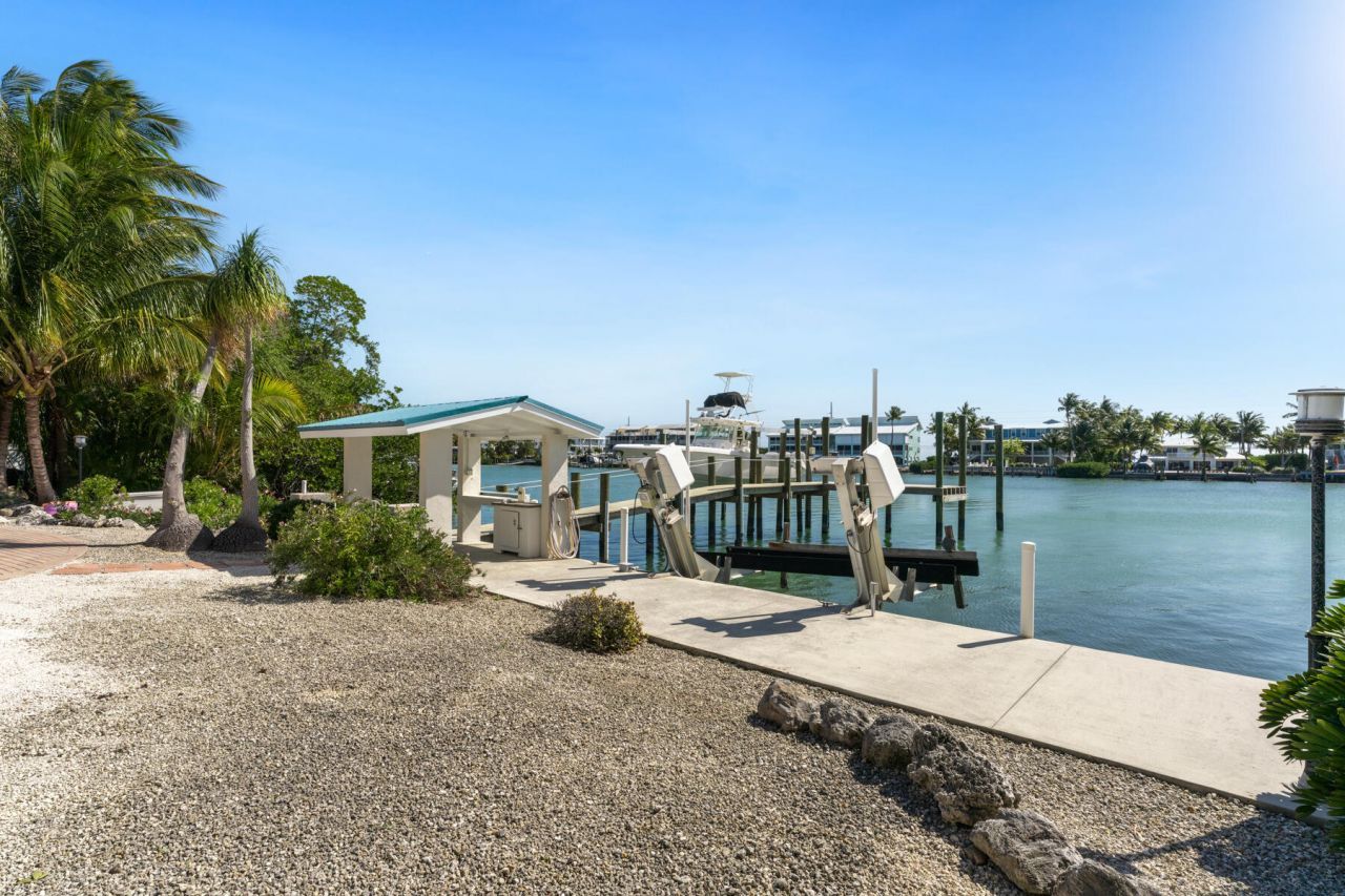 137 Sapodilla Drive, Islamorada, FL 33036 Photo
