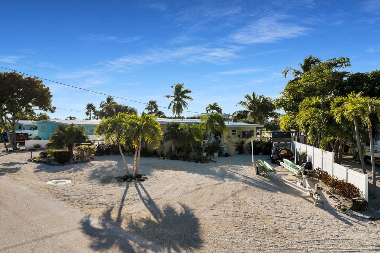 17 Man-o-war Drive, Marathon, FL 33050 Photo