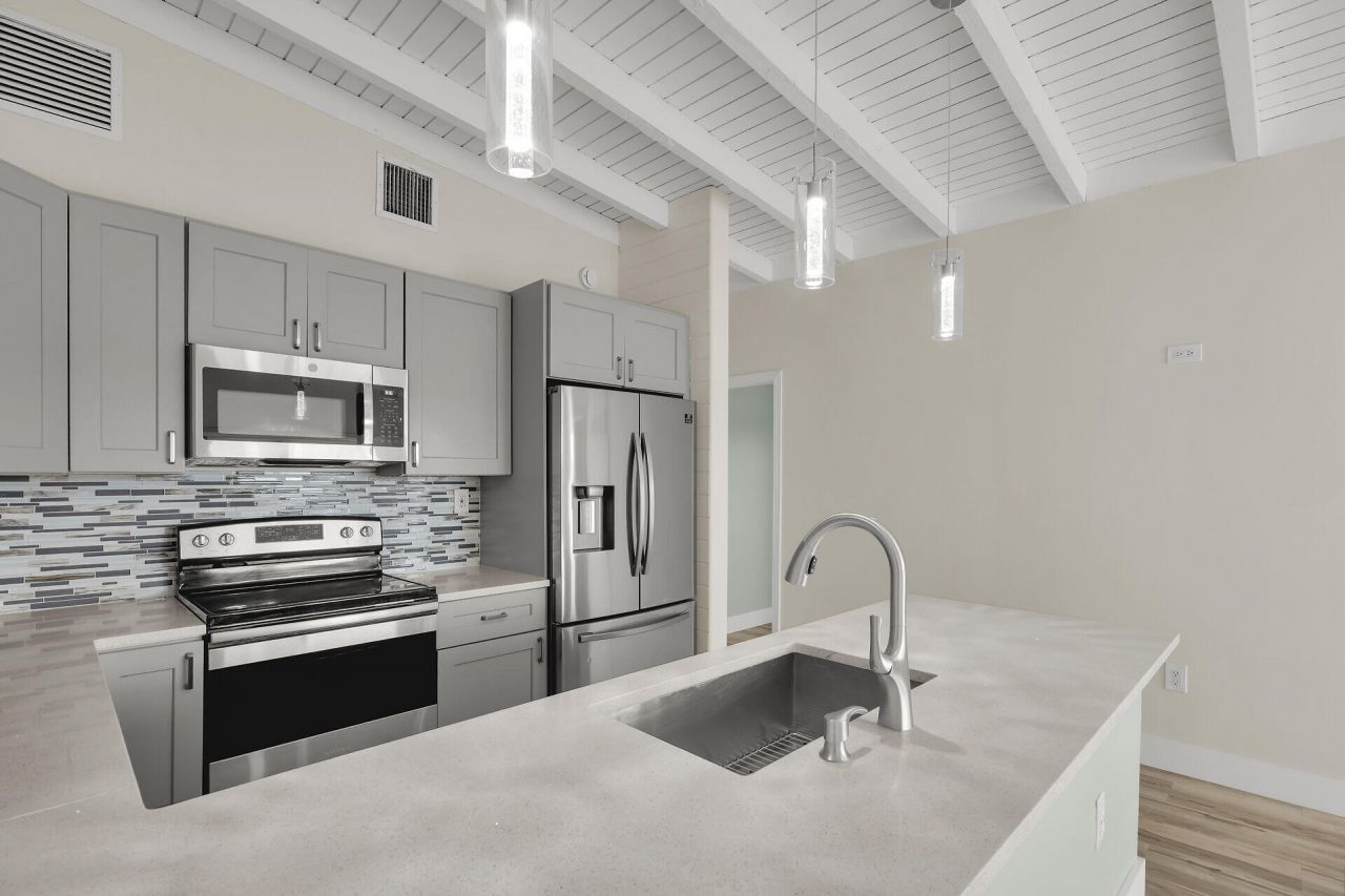 17 Man-o-war Drive, Marathon, FL 33050 Photo