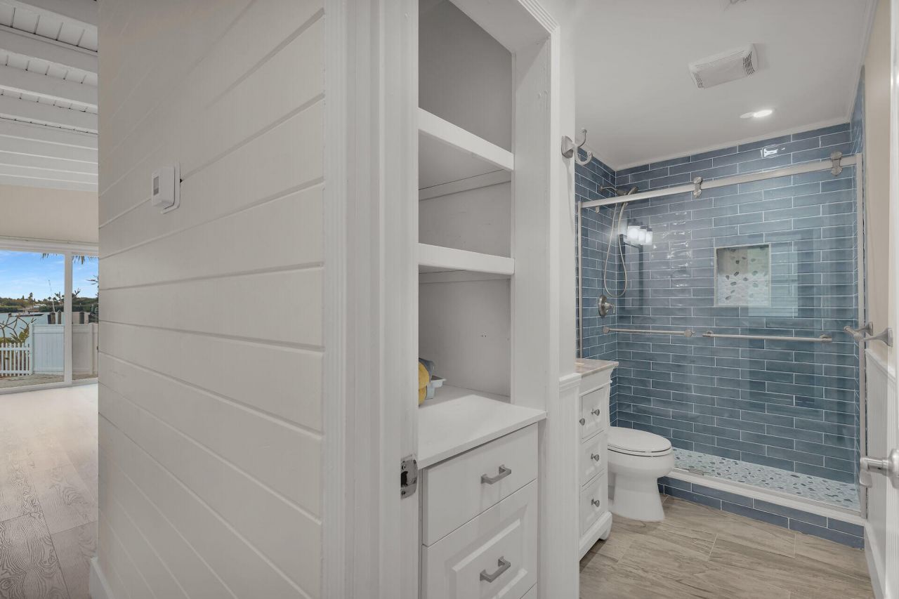 17 Man-o-war Drive, Marathon, FL 33050 Photo