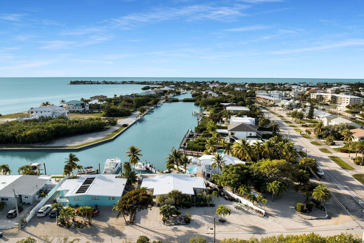 18 Man-o-war Drive, Marathon, FL 33050 Photo