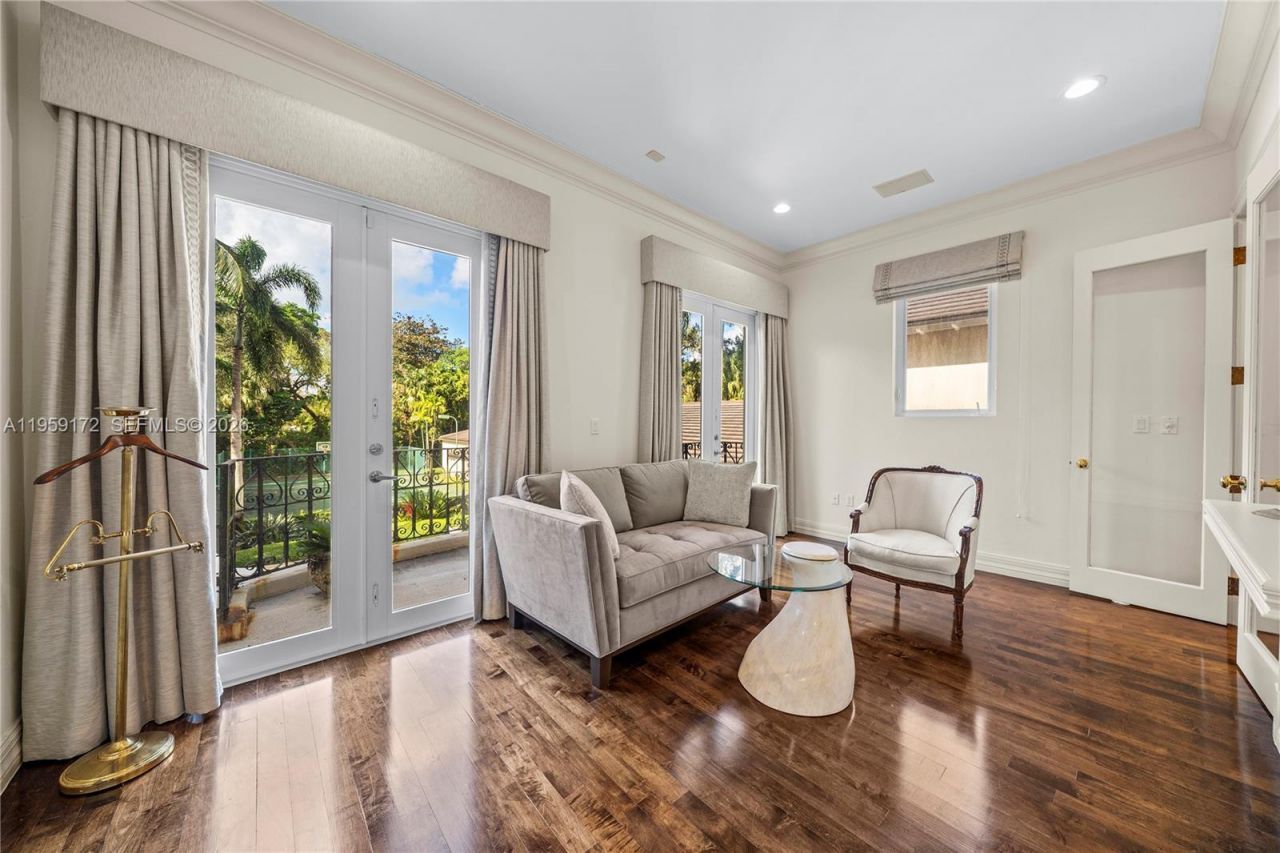 8400 SW 52nd Ave, Miami, FL 33143 Photo