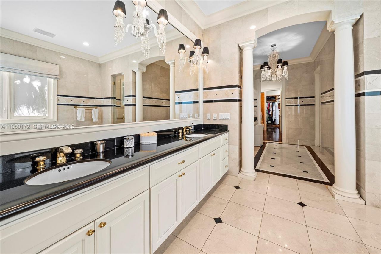 8400 SW 52nd Ave, Miami, FL 33143 Photo