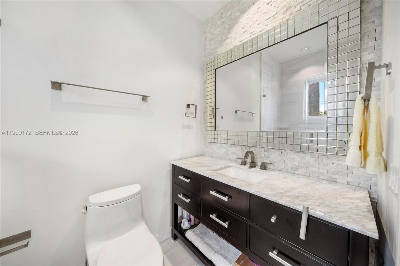 8400 SW 52nd Ave, Miami, FL 33143 Photo