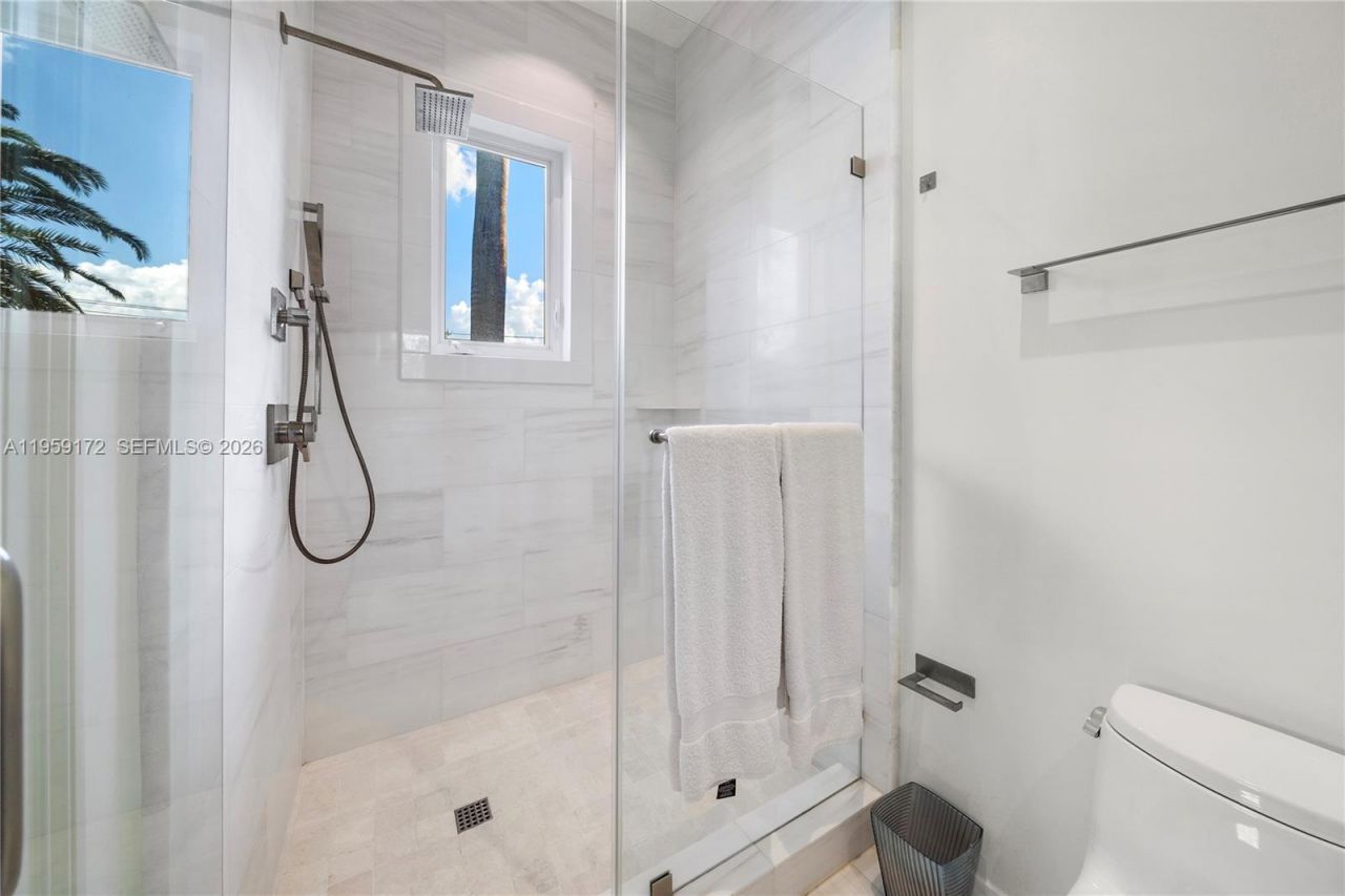 8400 SW 52nd Ave, Miami, FL 33143 Photo