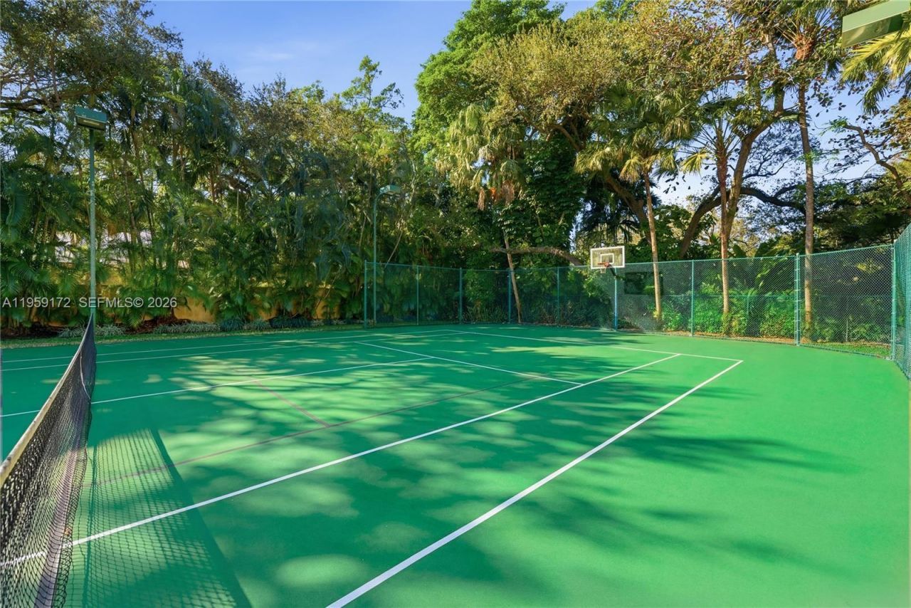 8400 SW 52nd Ave, Miami, FL 33143 Photo