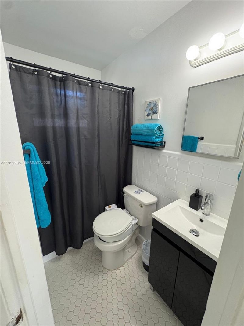 3210 Canal Dr , Unit 7, Pompano Beach, FL 33062 Photo