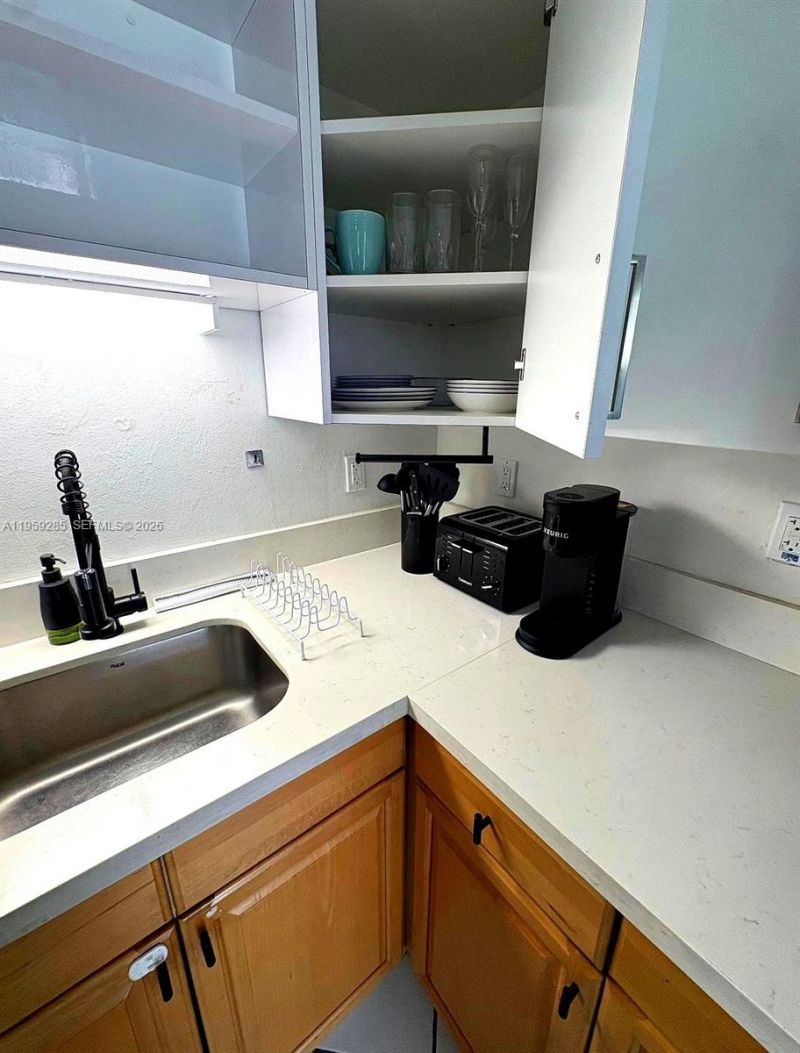 3210 Canal Dr, Unit 7, Pompano Beach, FL 33062 Photo