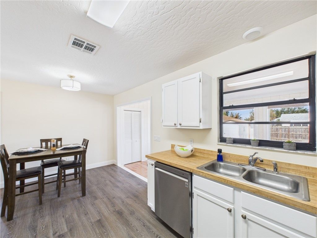 1038 Persian Lane, Sebastian, FL 32958 Photo