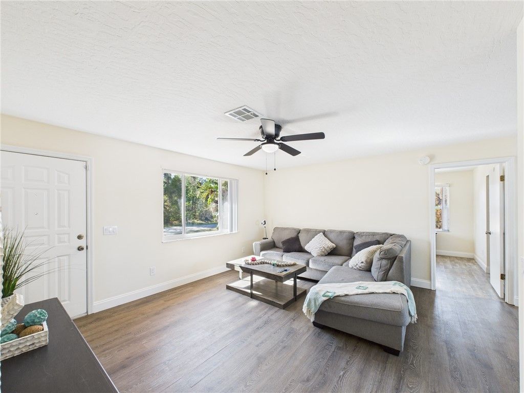 1038 Persian Lane, Sebastian, FL 32958 Photo