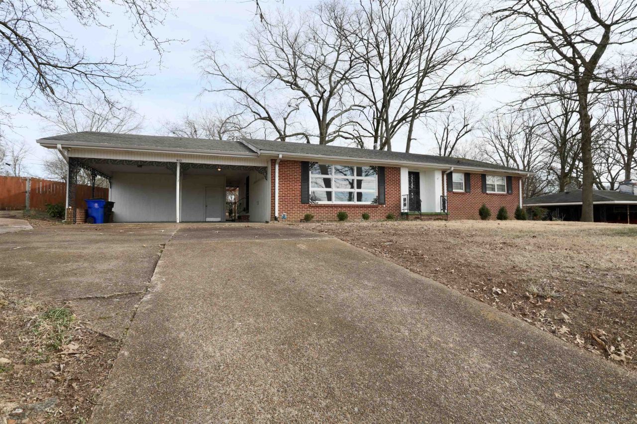 1422 Lawrence St, Florence, AL 00000 Main Photo