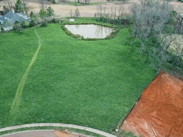 1064 Augusta Dr., Oxford, MS 38655