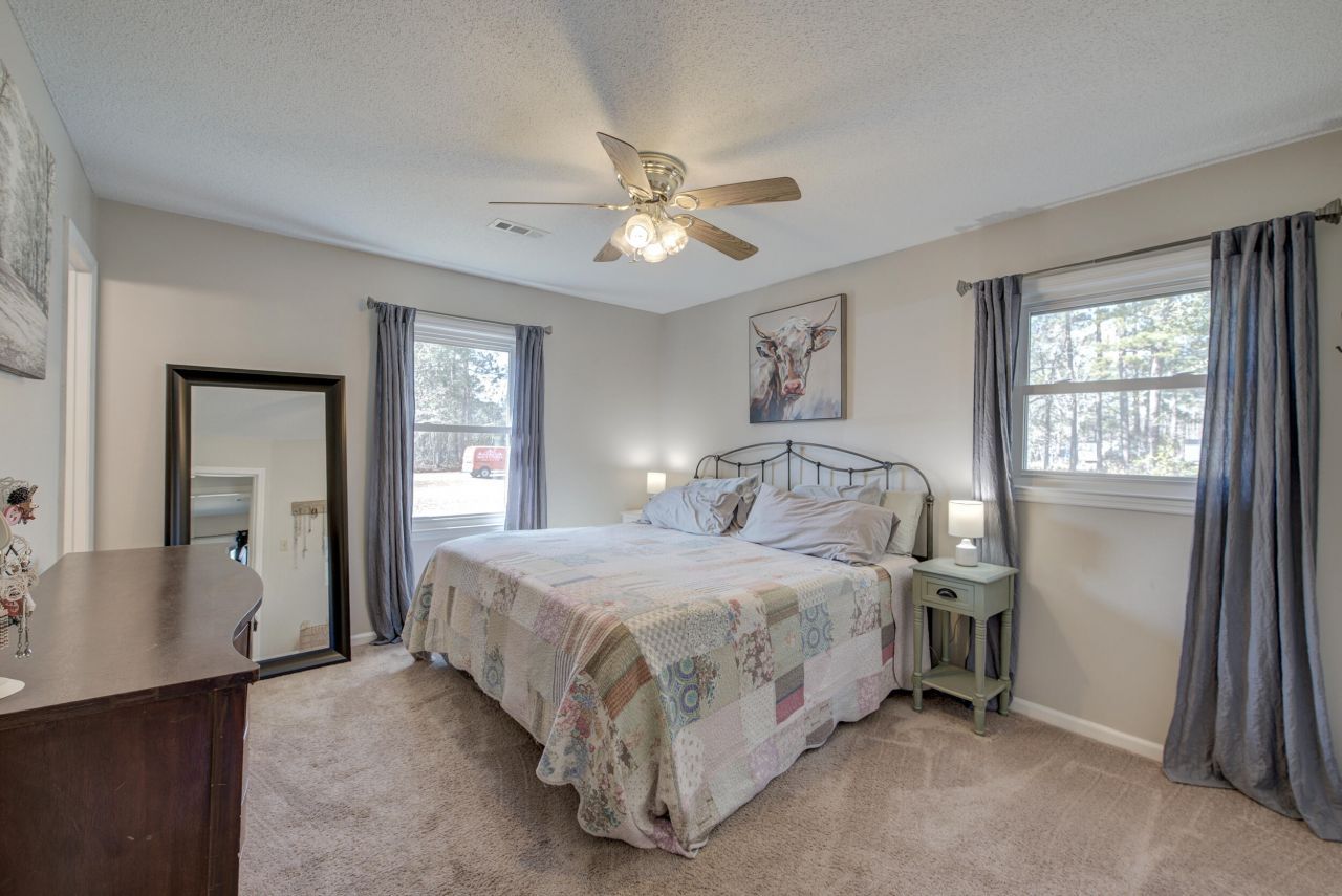 214 Cornet Street Photo 15