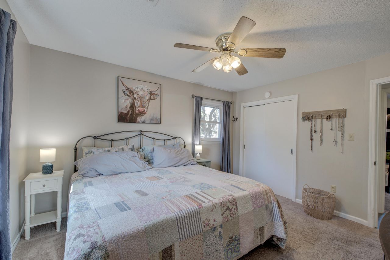 214 Cornet Street Photo 18