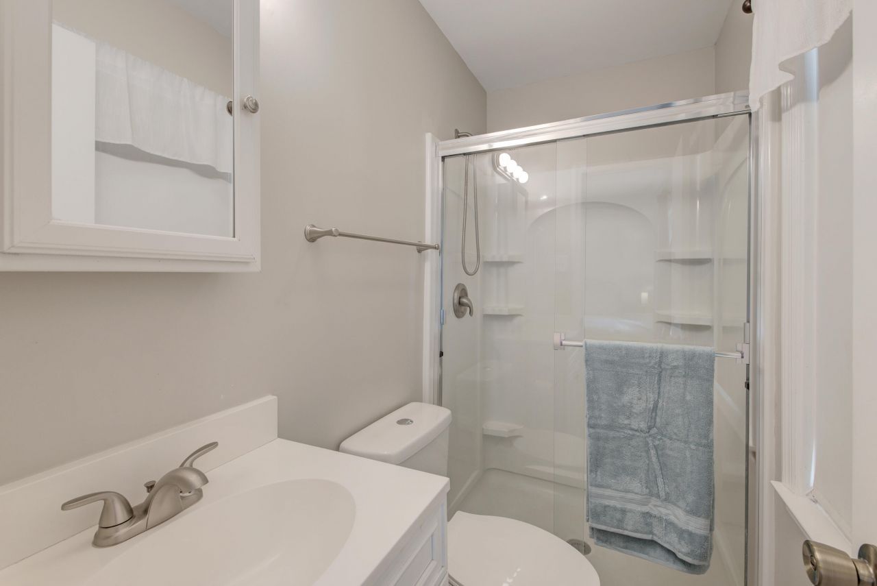 214 Cornet Street Photo 18