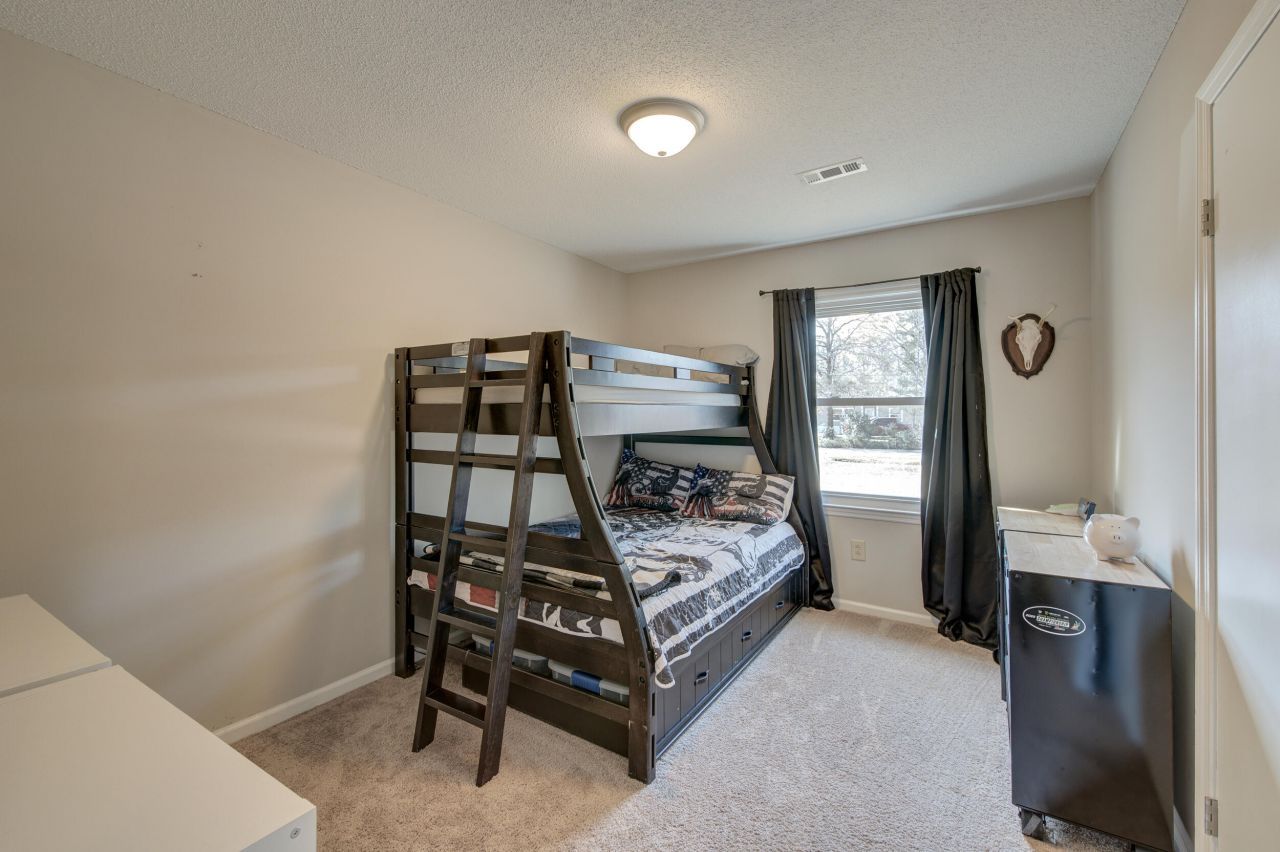 214 Cornet Street Photo 20