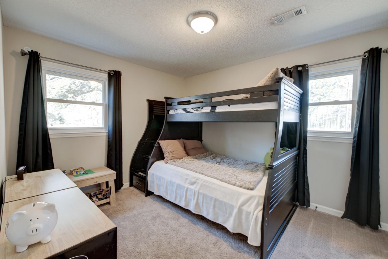 214 Cornet Street Photo 24