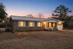 214 Cornet Street photo 4