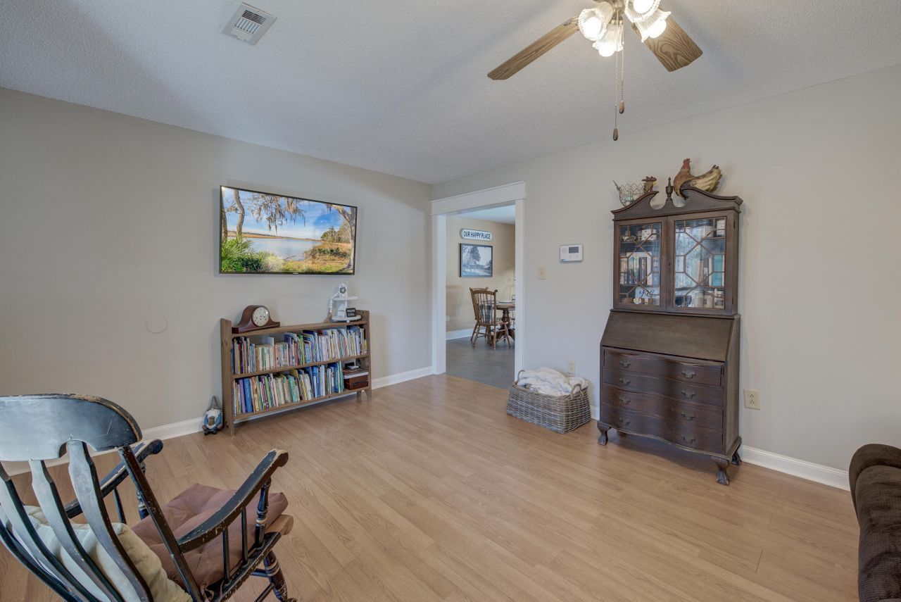 214 Cornet Street Photo 36