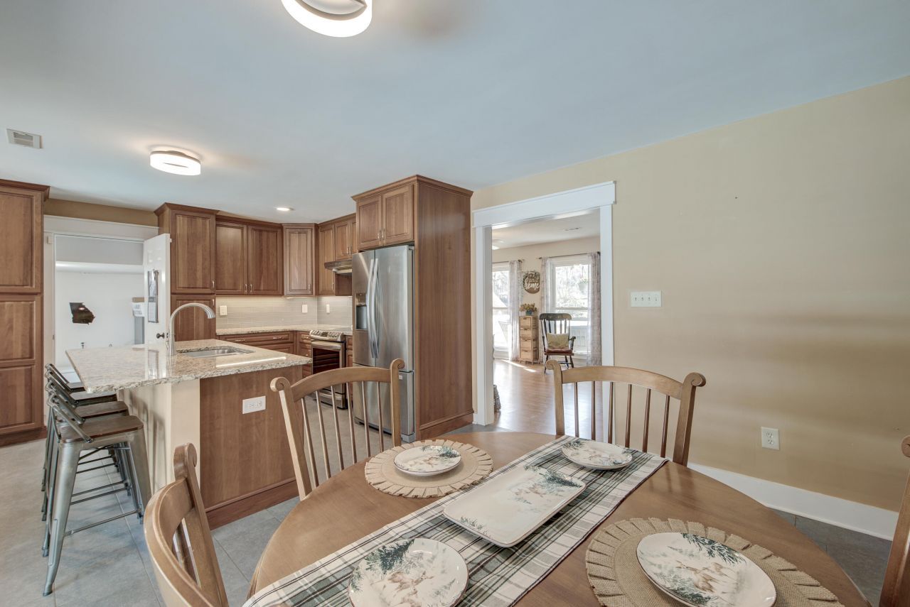 214 Cornet Street Photo 37