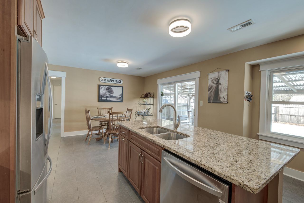 214 Cornet Street Photo 39