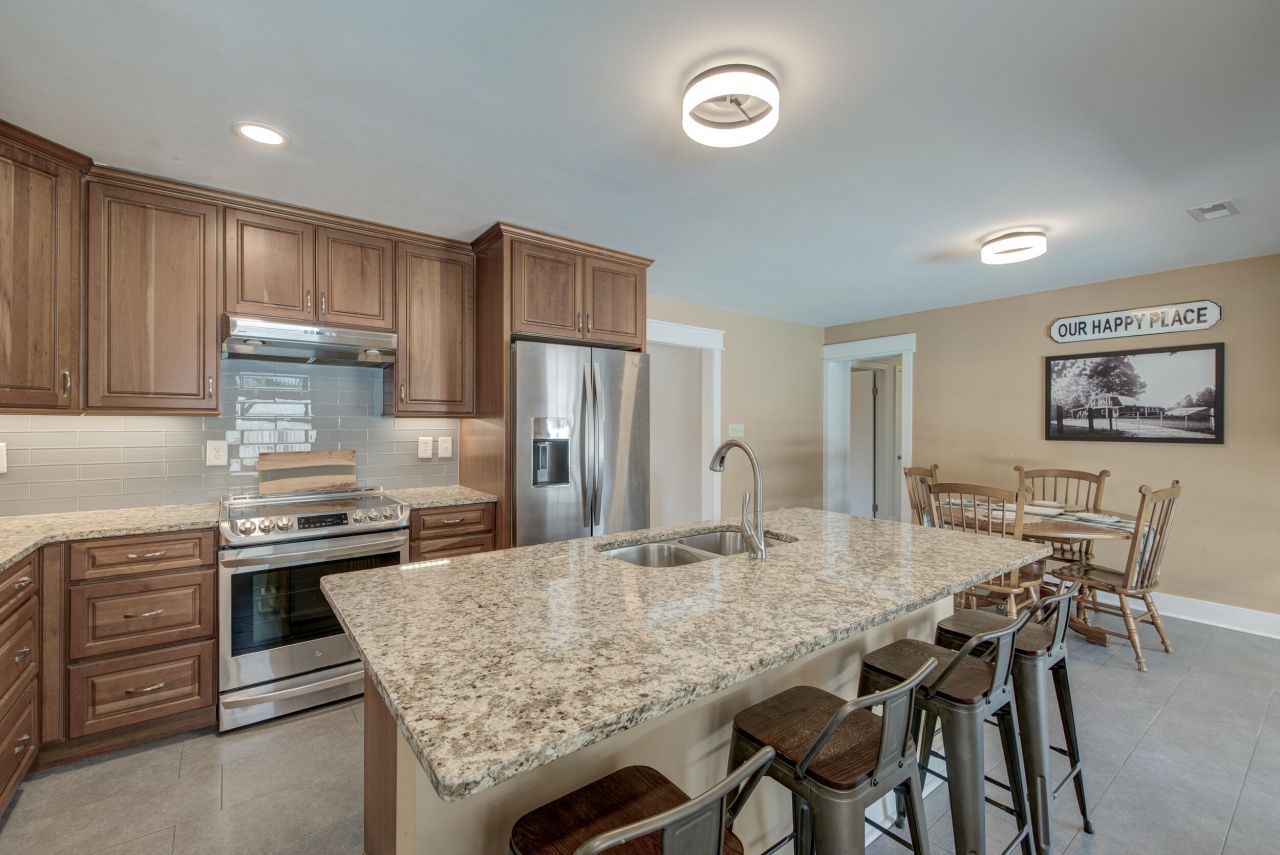 214 Cornet Street Photo 40