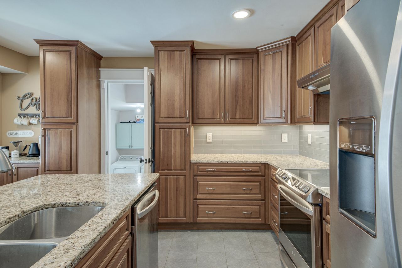 214 Cornet Street Photo 41