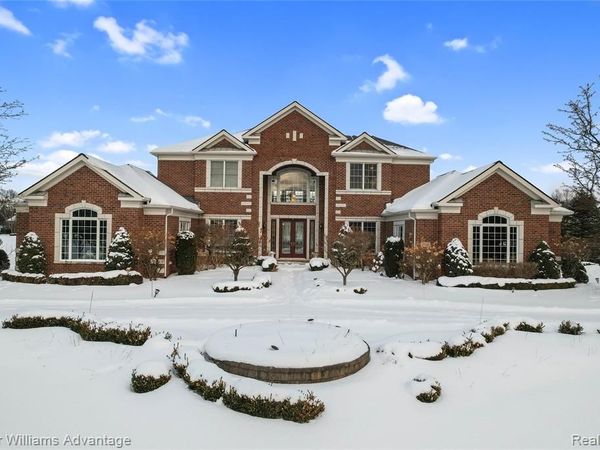 3860 S Shoreline Drive, Milford Twp, MI 48381