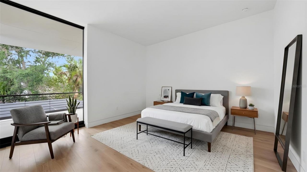 359 N Shore Drive, Sarasota, FL 34234 Photo