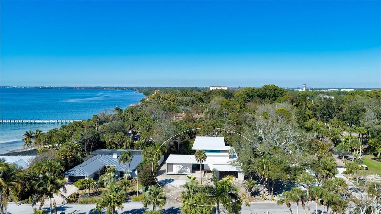 359 N Shore Drive, Sarasota, FL 34234 Photo