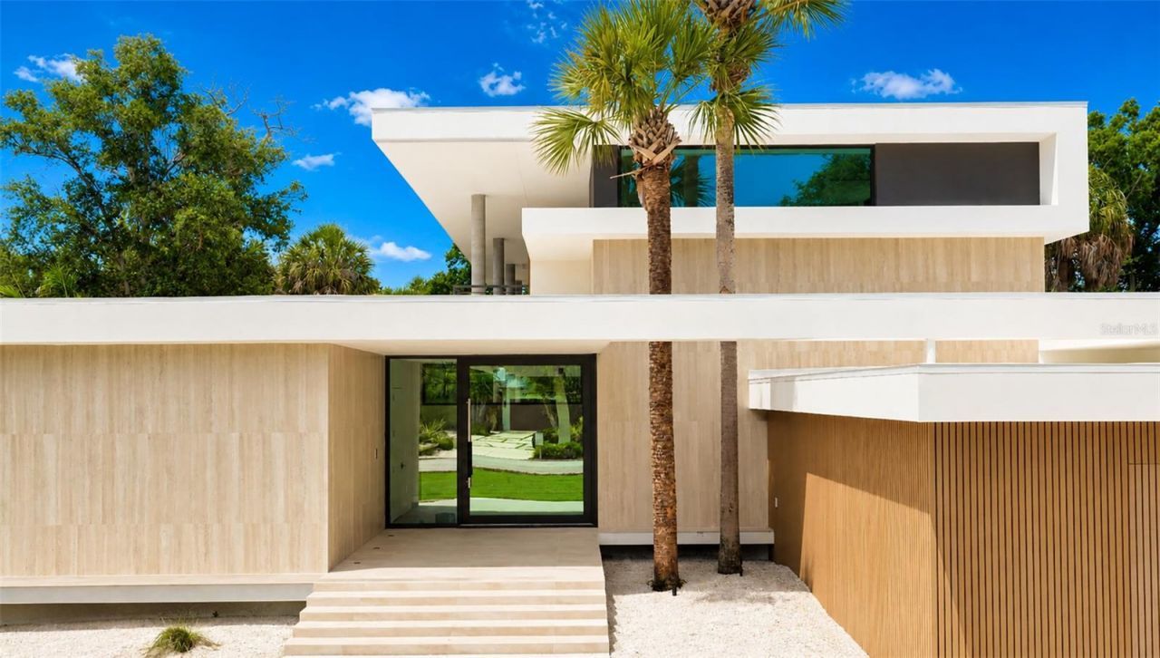359 N Shore Drive, Sarasota, FL 34234 Photo